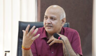 Sisodia meets representatives of iconic food markets of Delhi, seeks suggestions for redevelopment